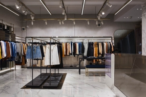 服裝專賣店裝修設(shè)計(jì)圖,服裝專賣店裝修設(shè)計(jì)布局圖