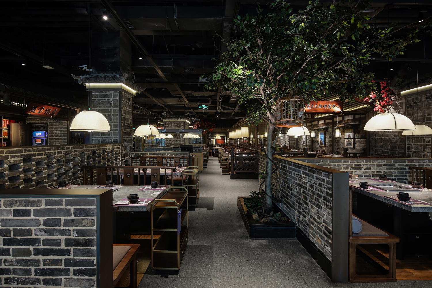 火鍋店裝修設(shè)計(jì)案例圖,火鍋店裝修設(shè)計(jì)布局圖