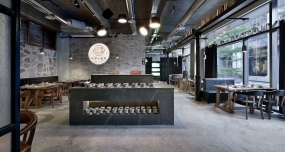 火鍋店店面空間設(shè)計效果圖,火鍋店店面空間設(shè)計布局圖