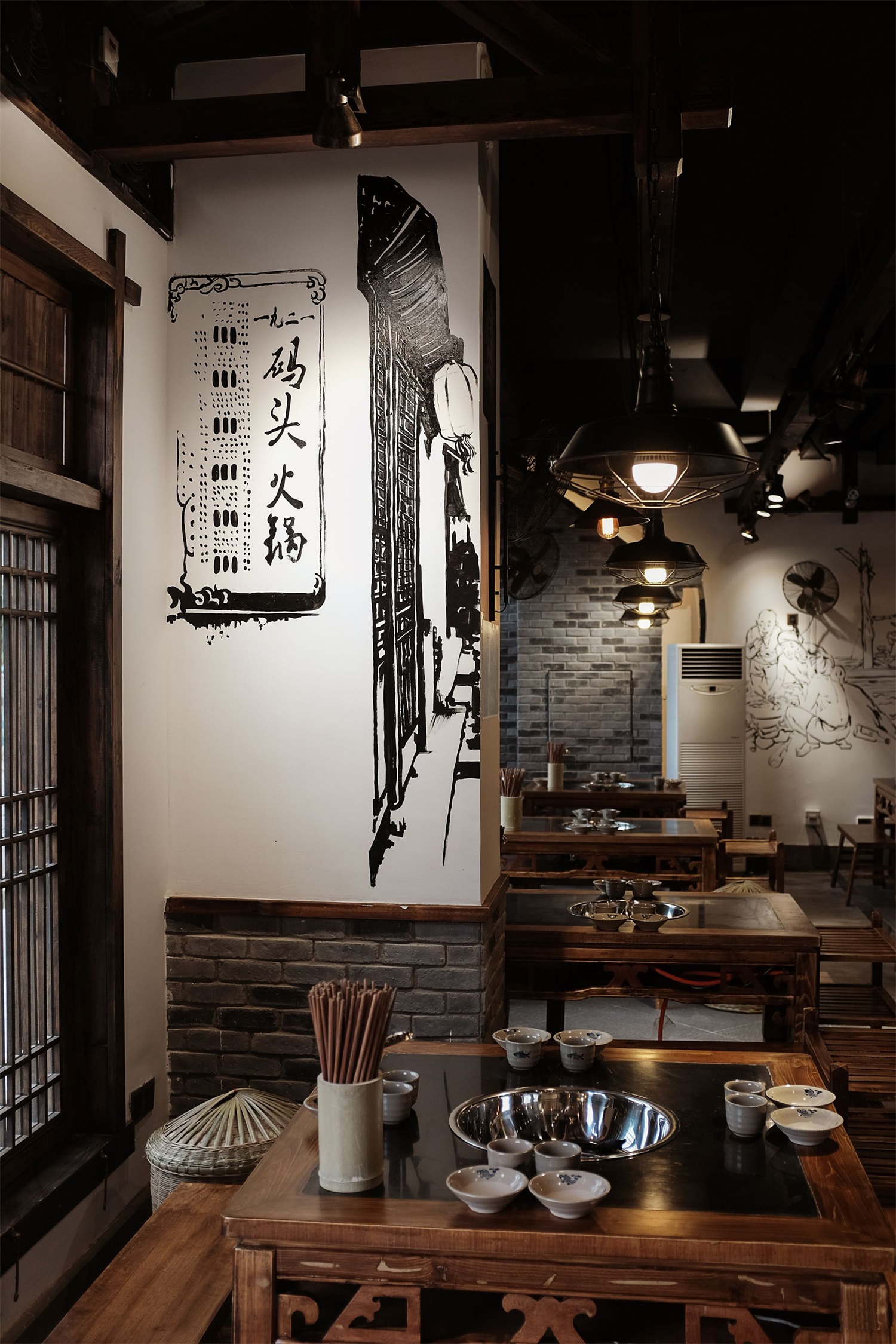 火鍋店空間設(shè)計(jì)布局圖,火鍋店空間設(shè)計(jì)實(shí)景圖