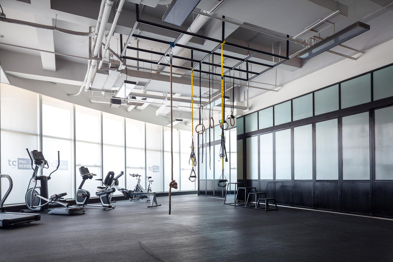 健身俱樂(lè)部裝飾效果圖,俱樂(lè)部裝飾效果圖