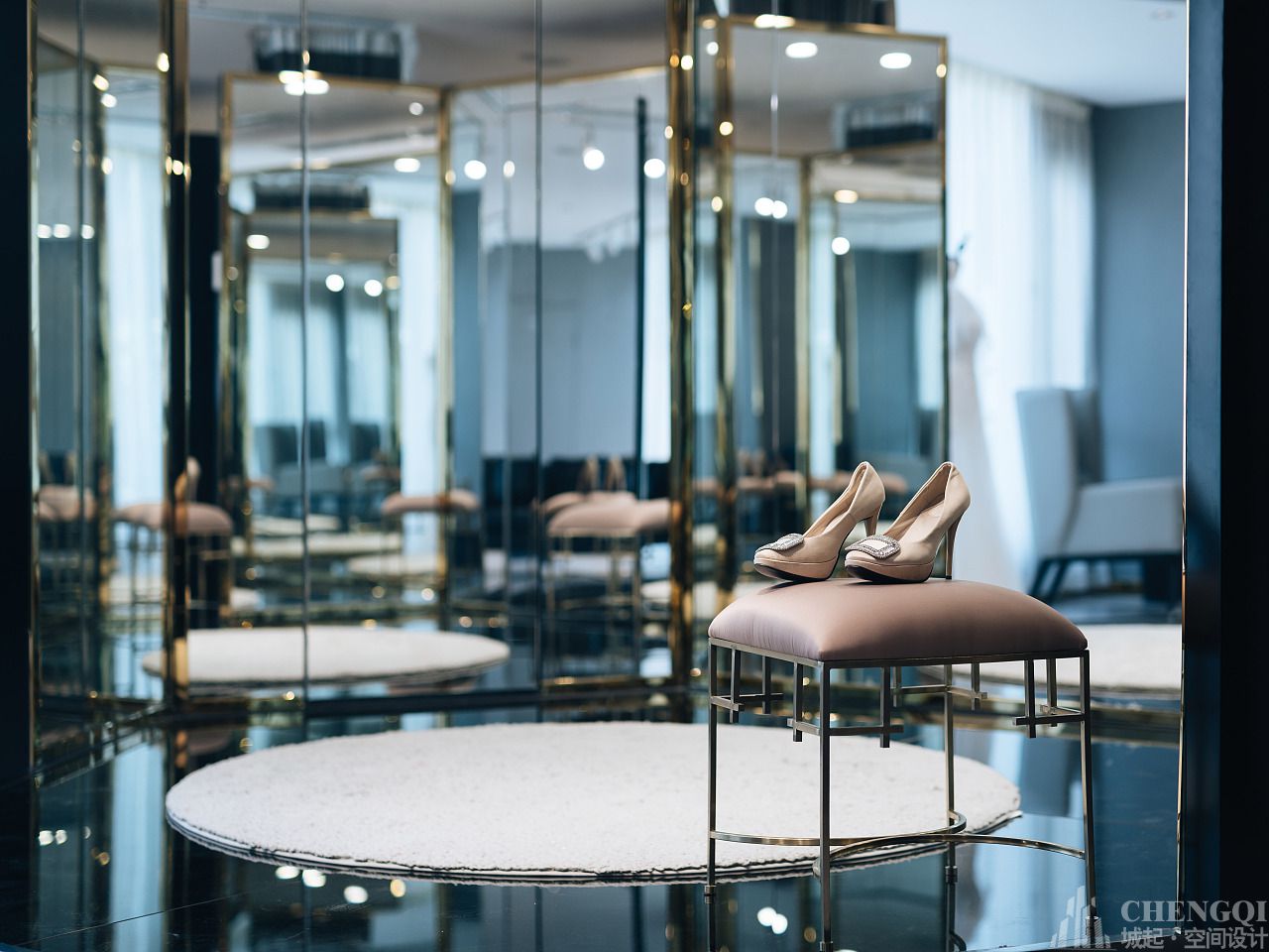 婚紗店裝修效果圖,婚紗店裝修設(shè)計案例效果圖