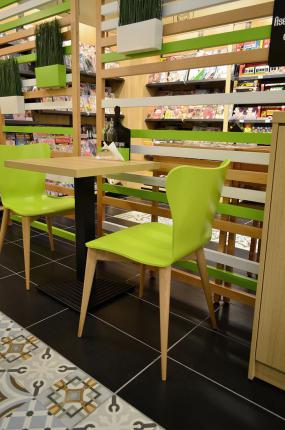 簡約風(fēng)格小便利店室內(nèi)裝修效果圖