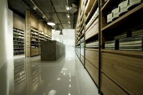 化妝品店室內(nèi)裝飾裝修設(shè)計效果圖