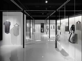 商場(chǎng)女服裝店展示設(shè)計(jì)效果圖