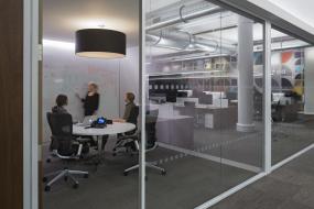 辦公室設(shè)計(jì)室內(nèi)裝修實(shí)景圖片