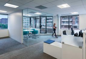 投資公司辦公室裝飾設計效果圖