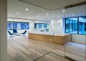 最新投資公司辦公室裝飾設計圖