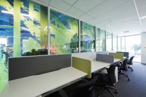 辦公室室內(nèi)隔斷裝修效果圖片欣賞