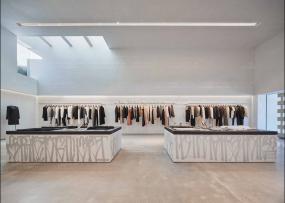 最新品牌服裝店設(shè)計(jì)裝飾效果圖片