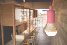 國外美甲店設計效果圖片