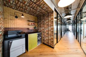 2018年中型公司辦公室裝修效果圖