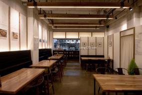 工業(yè)風格餐廳裝潢圖片