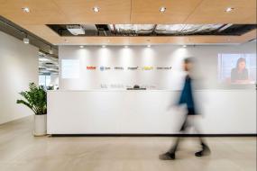 簡潔辦公室設(shè)計裝飾圖片