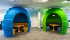 最新傳媒辦公室設(shè)計(jì)裝飾效果圖片