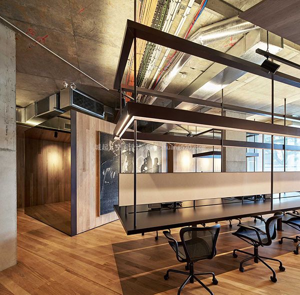 <a href=http://ashaandryan.com/pictrue/bgs target=_blank class=infotextkey>辦公室裝修效果圖</a>