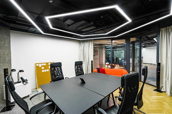 LOFT<a href=http://ashaandryan.com target=_blank class=infotextkey>辦公室裝修</a>效果圖片